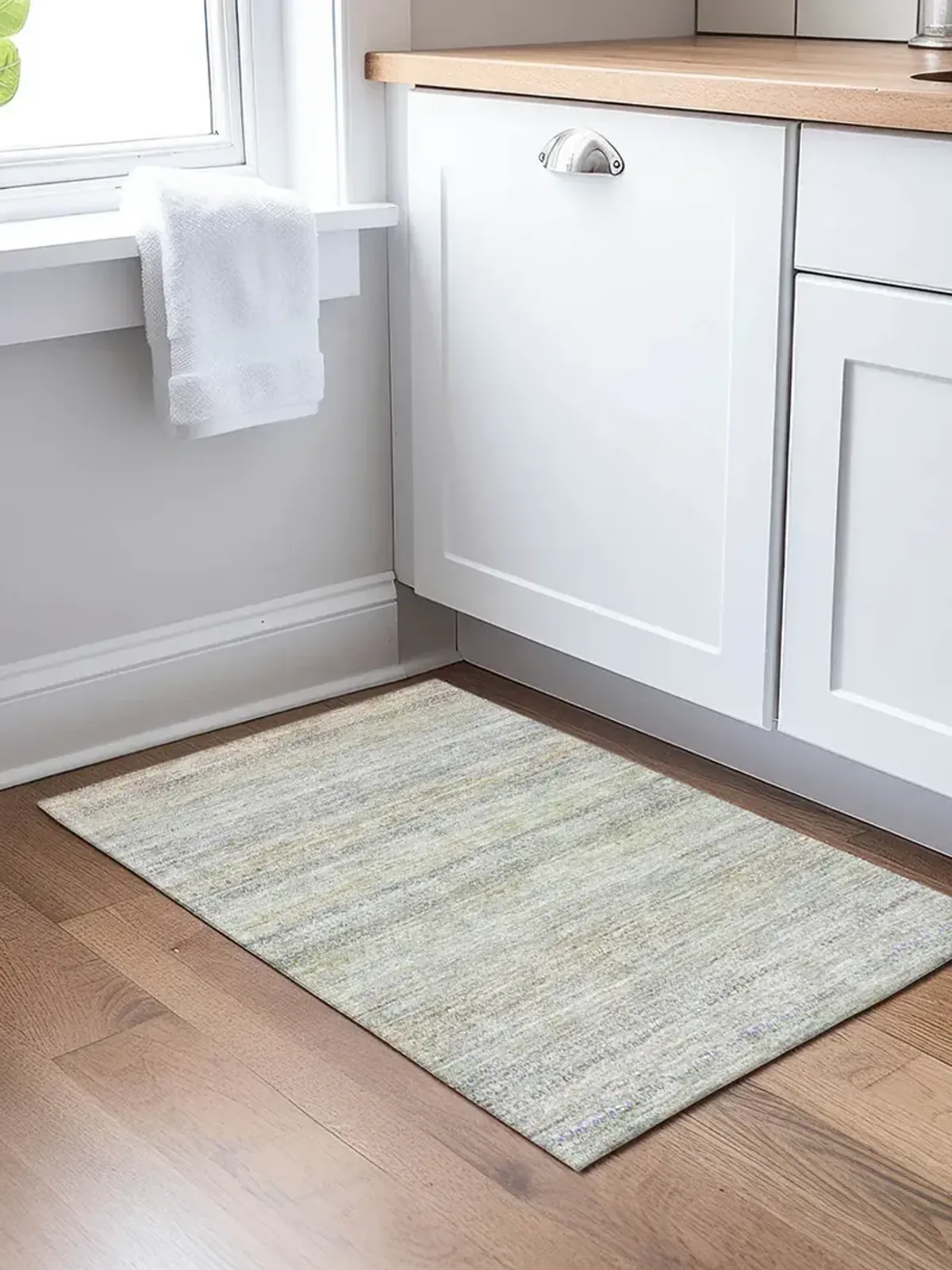 Burano BU11 Seafoam 20" x 30" Rug