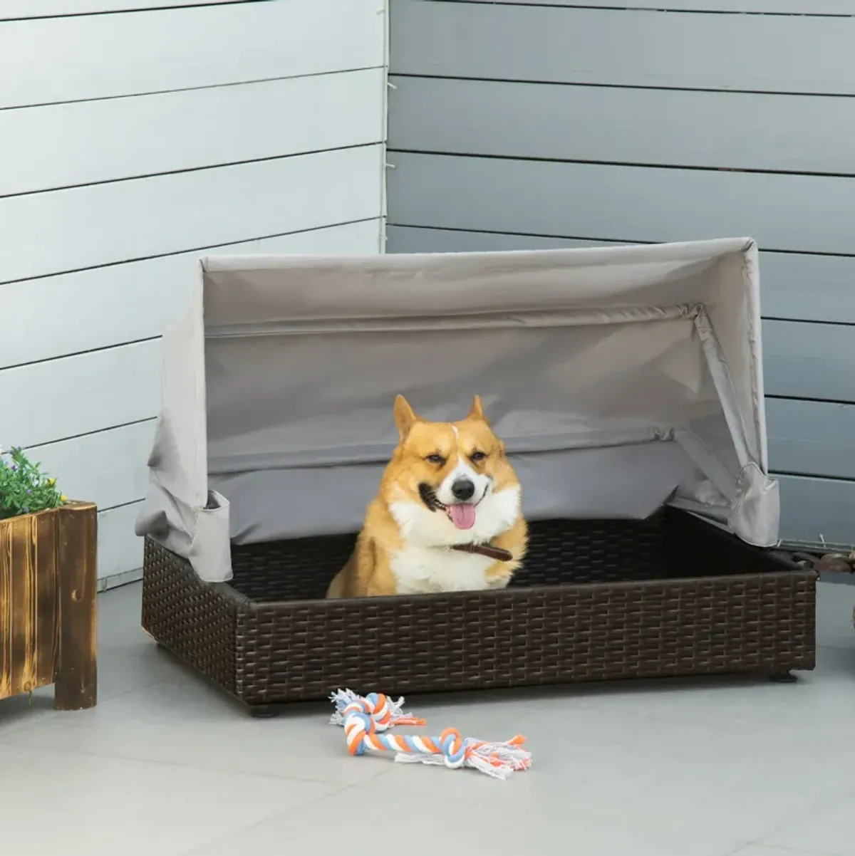 Coffee Pet Haven: Elevated Wicker Dog House with Roof for Patio