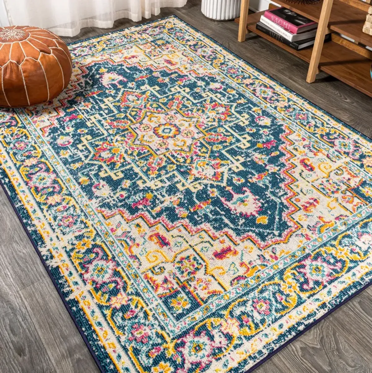 Brooklyn Geometric Medallion Area Rug