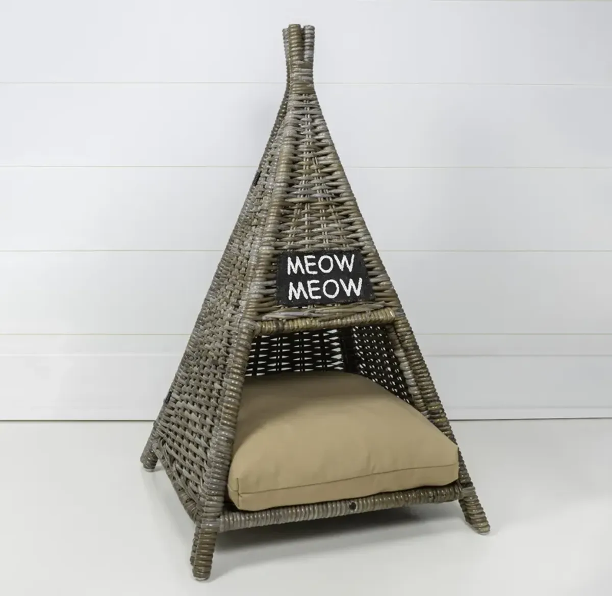 Tiki Tent Coastal Handwoven Rattan Cat Bed with Machine-Washable Cushion