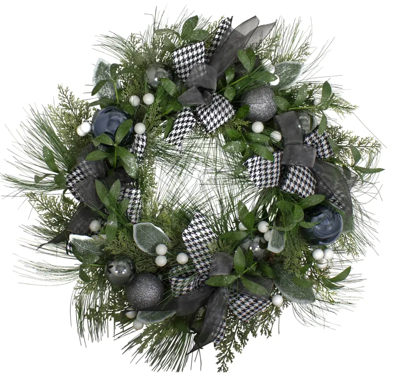 Houndstooth and White Berries Artificial Christmas Wreath - 24-Inch  Unlit