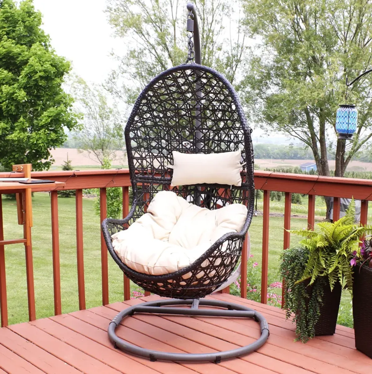 Sunnydaze Resin Wicker Basket Egg Chair with Steel Stand/Cushions