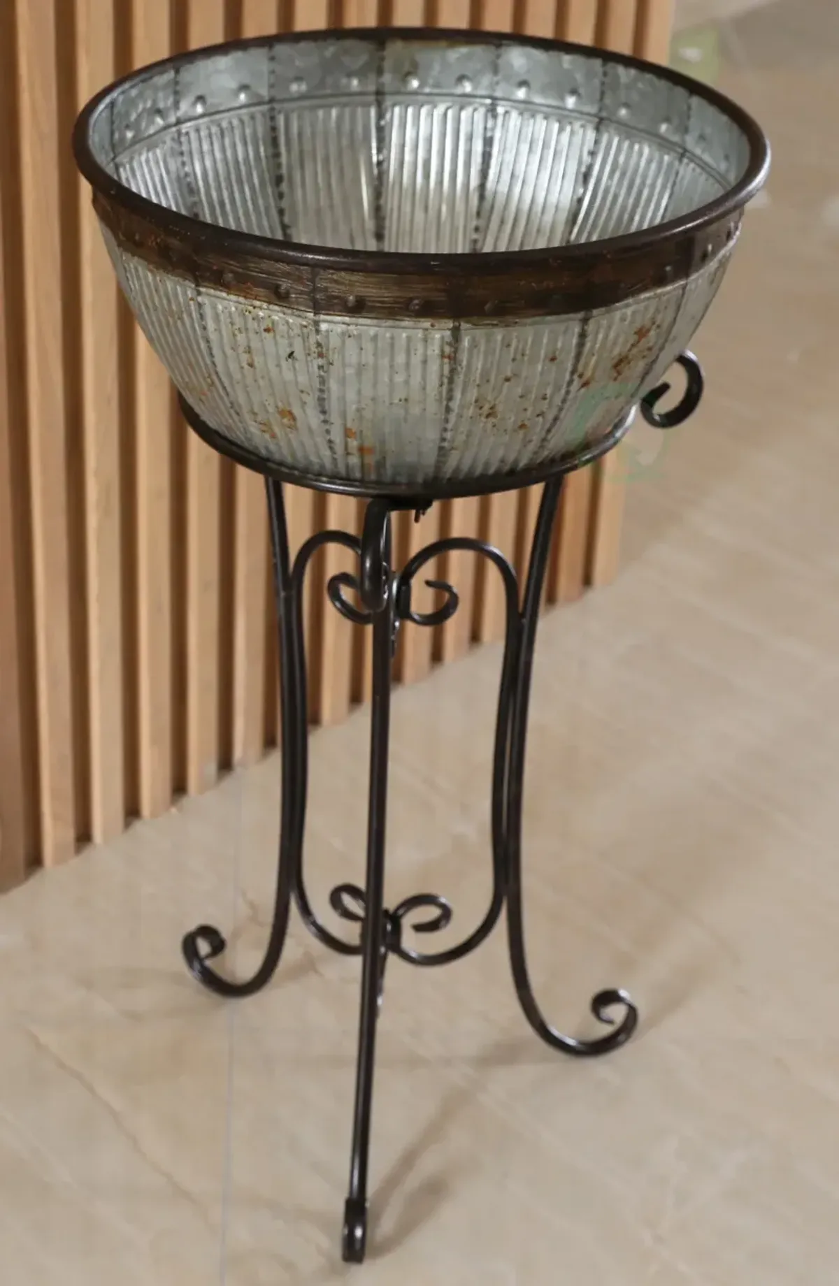 Galvanized Metal Beverage Cooler Tub with Stand