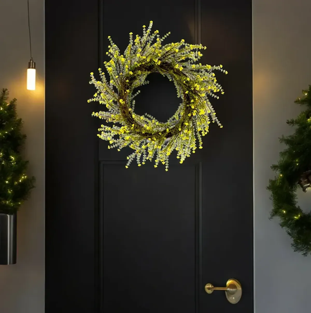 Mini Floral Wreath – Charming Petite Décor for Home, Door, or Seasonal Display