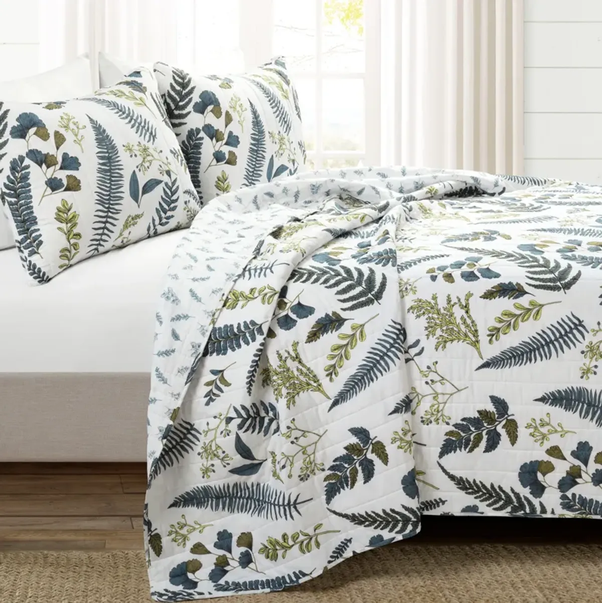 Devonia Allover Reversible Oversized Cotton Quilt 3Pc Set