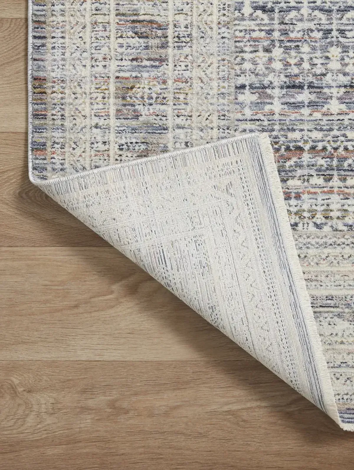 Zuma ZUM03 2'7" x 10'" Rug