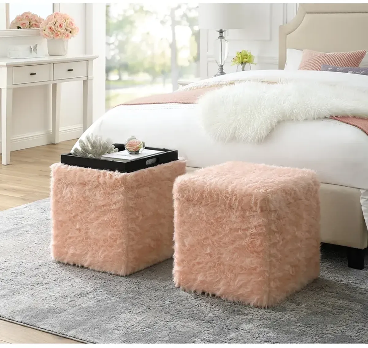 Inspired Home Emme Faux Fur Storage Ottoman