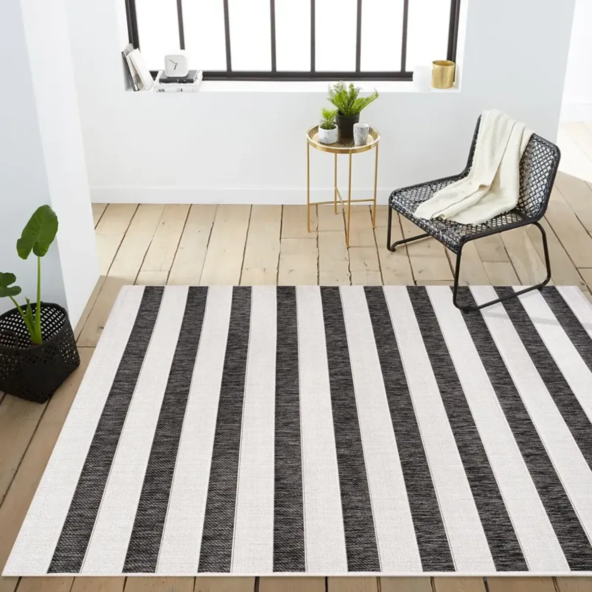 Aveiro Wide Stripe Beige/Brown. Indoor/Outdoor