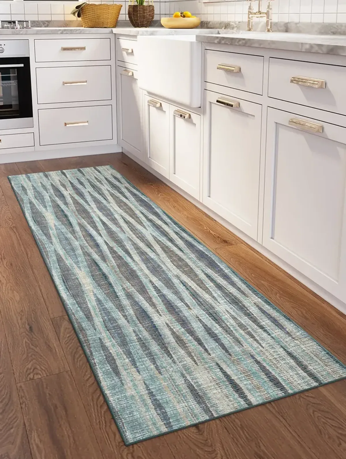 Amador AA1 Mist 2'6" x 10' Rug