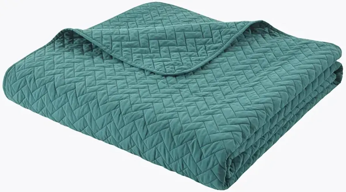 Gracie Mills Ria Solid Oversized Herringbone Quilt Set