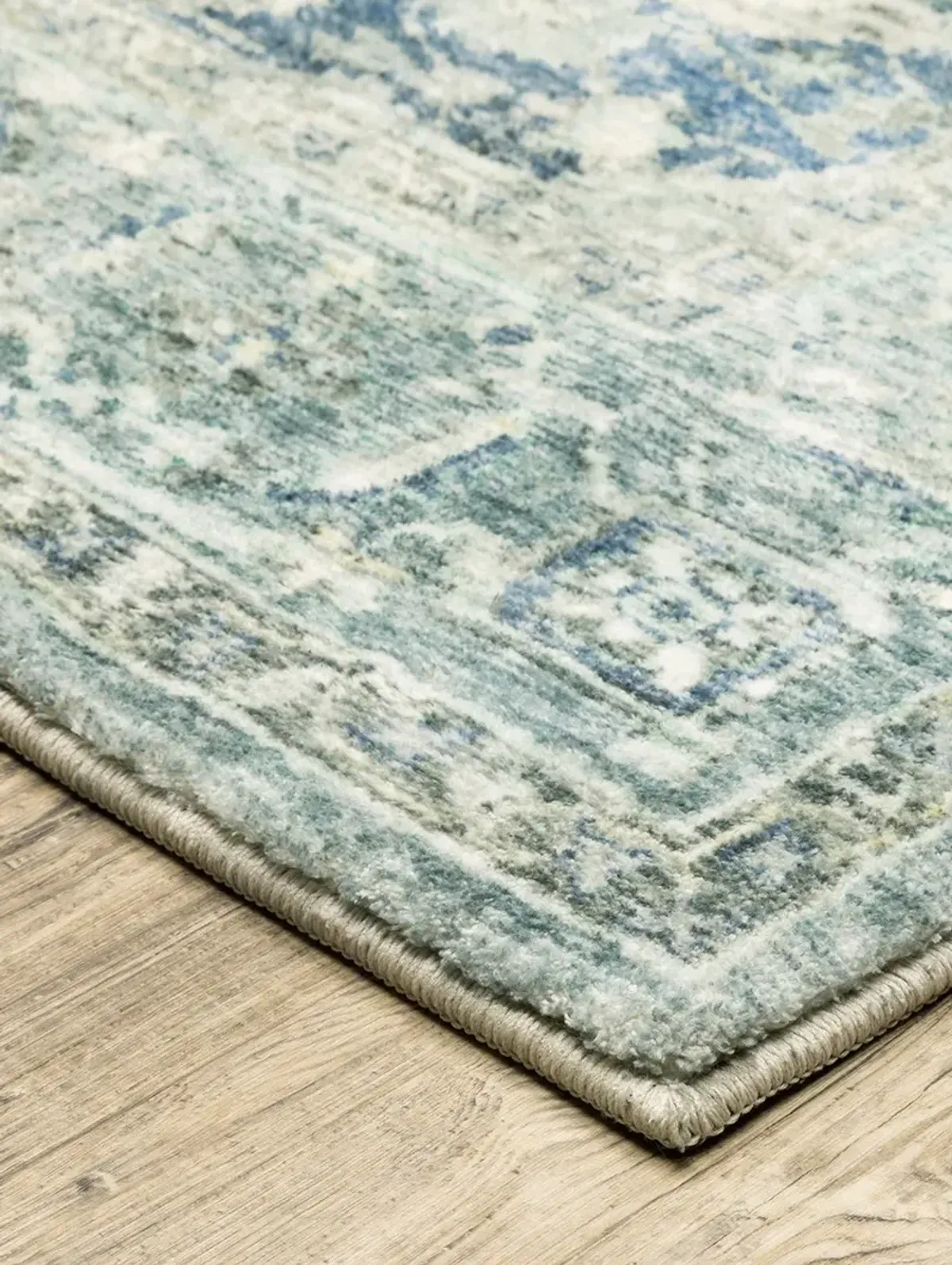 Savoy 7'5" x 10' Grey Rug