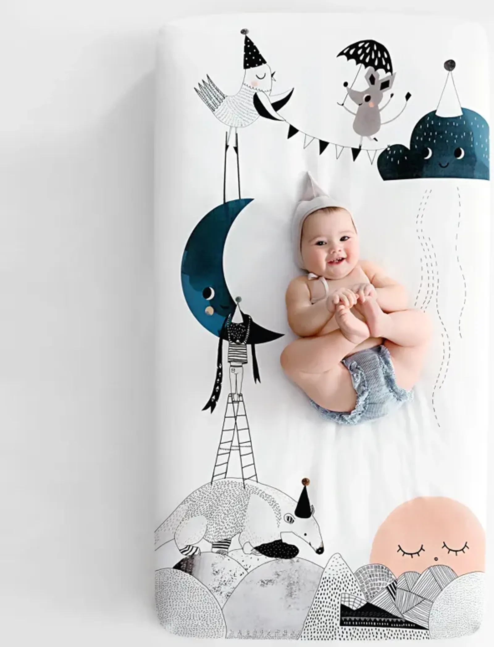 The Moon�s Birthday 100% Cotton Fitted Crib Sheet