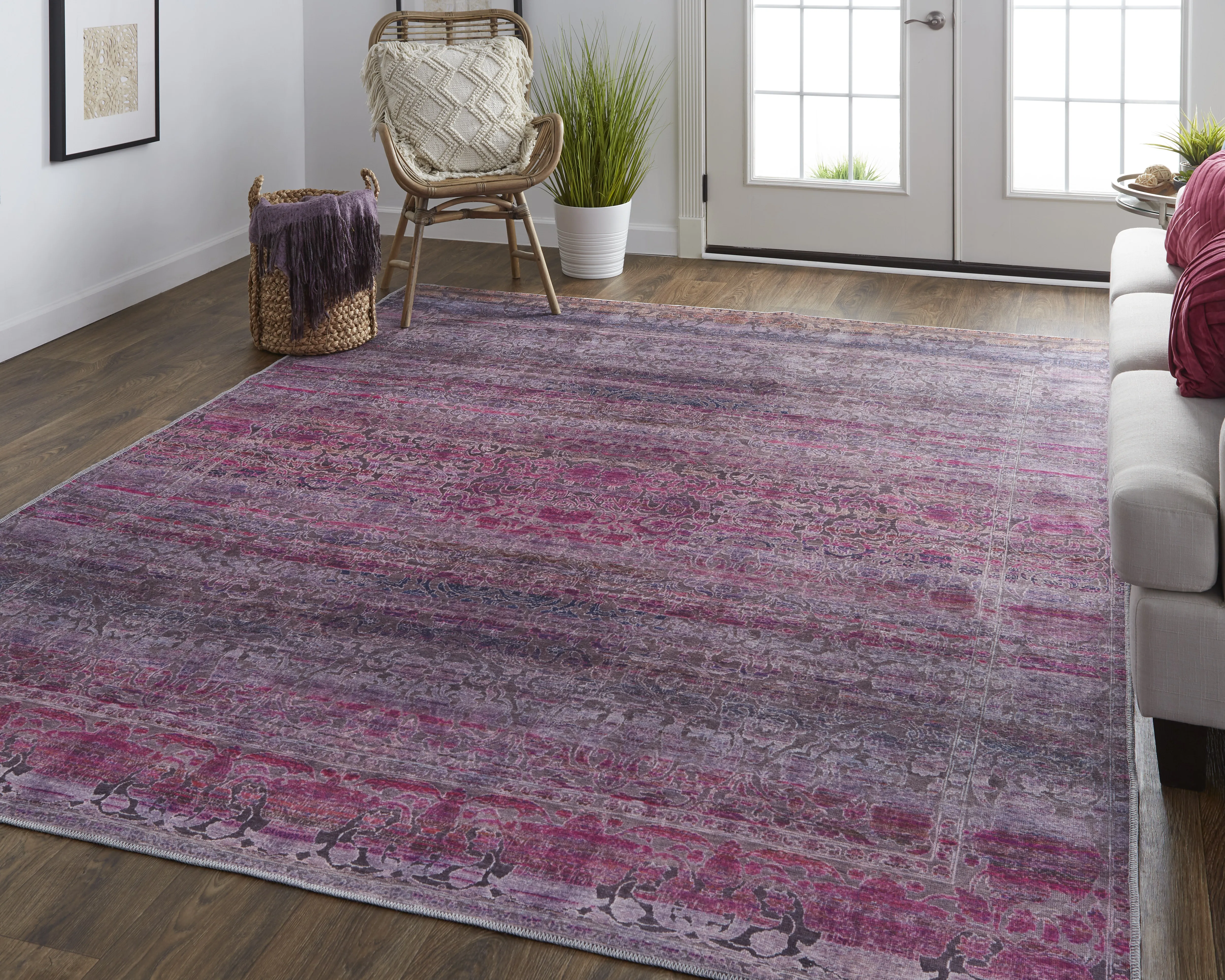 Voss 39H5F Pink/Purple 8'10" x 12' Rug