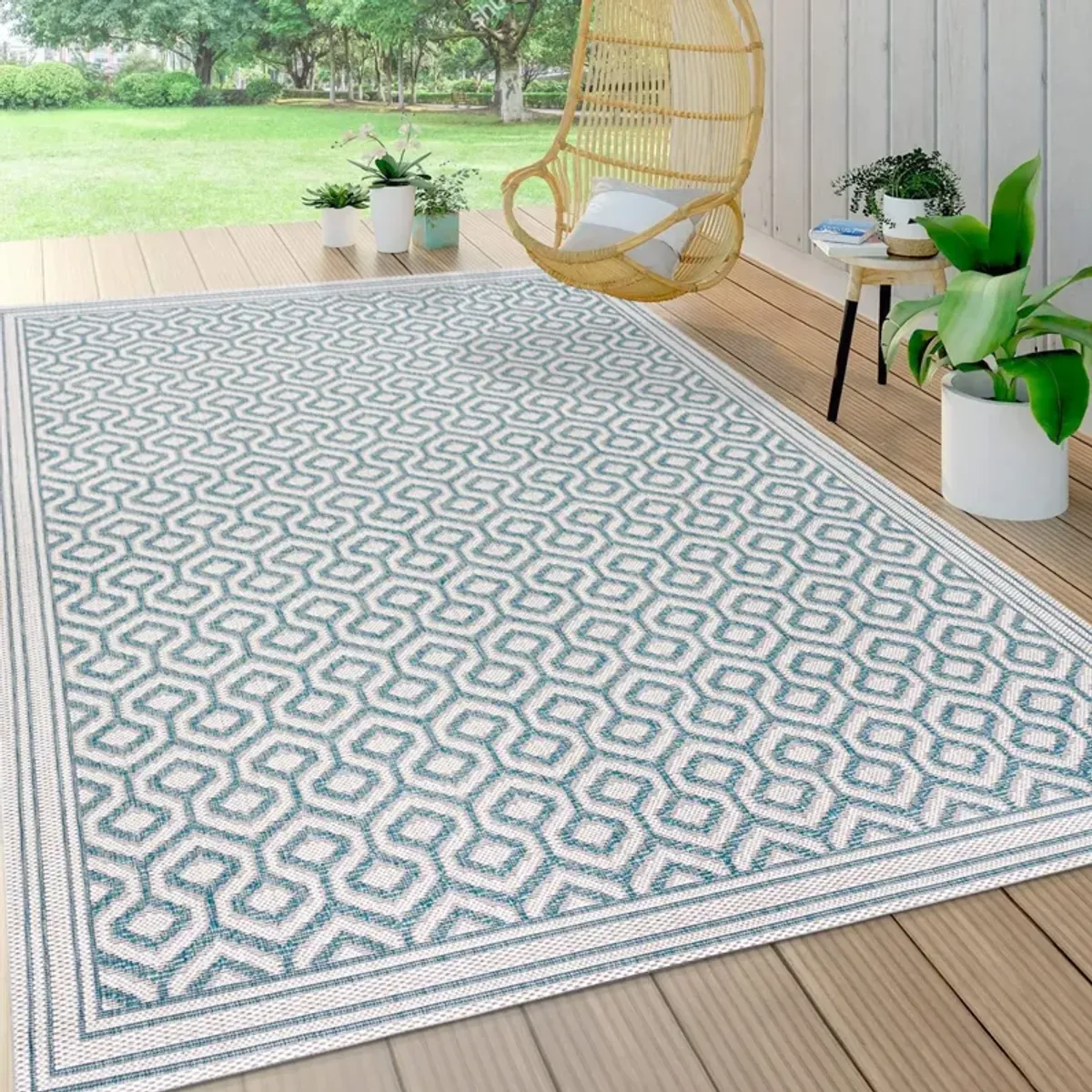 Marvao Diamond Trellis Indoor/Outdoor Area Rug