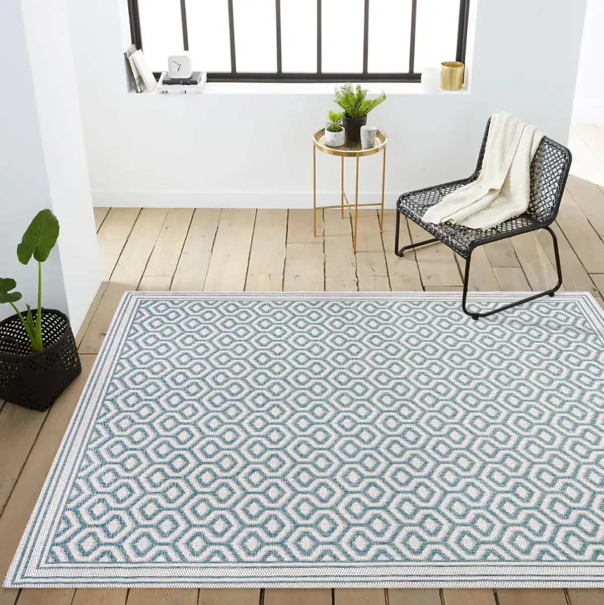 Marvao Diamond Trellis Indoor/Outdoor Area Rug