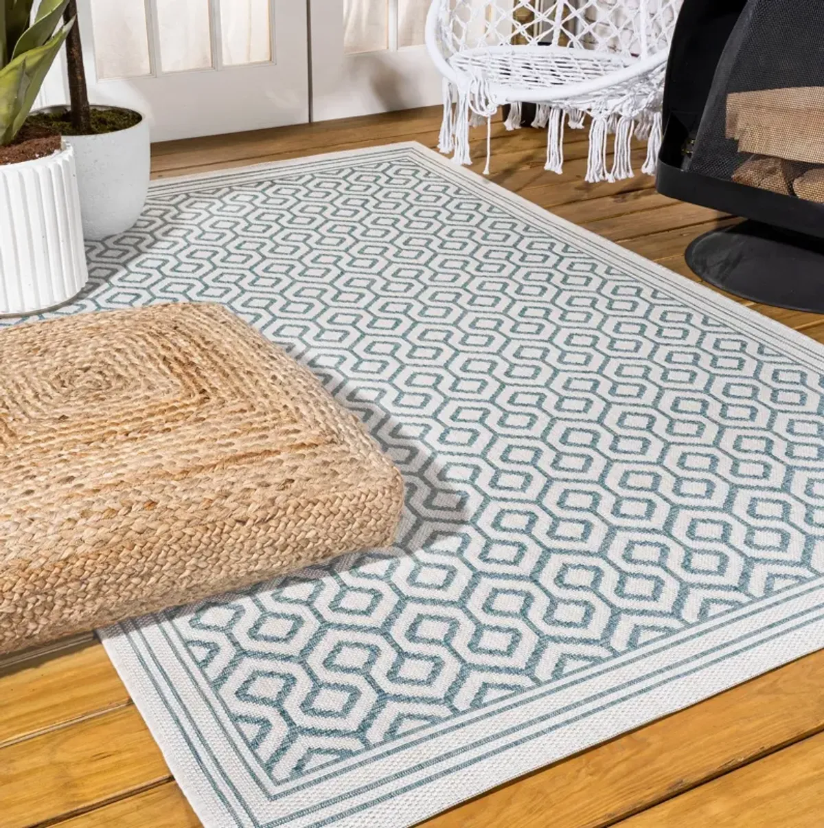 Marvao Diamond Trellis Indoor/Outdoor Area Rug