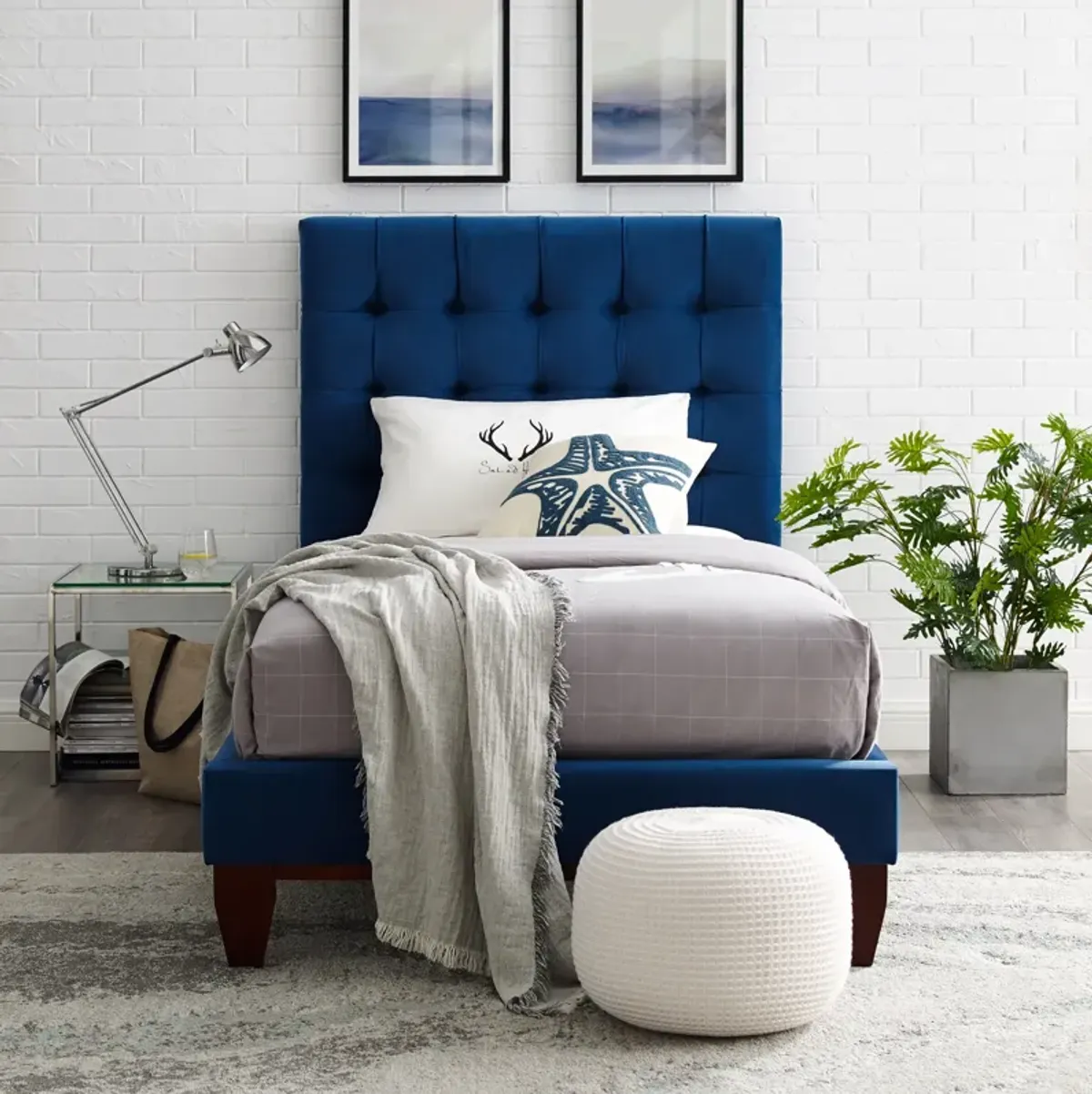 Inspired Home Sabina Platform Bed