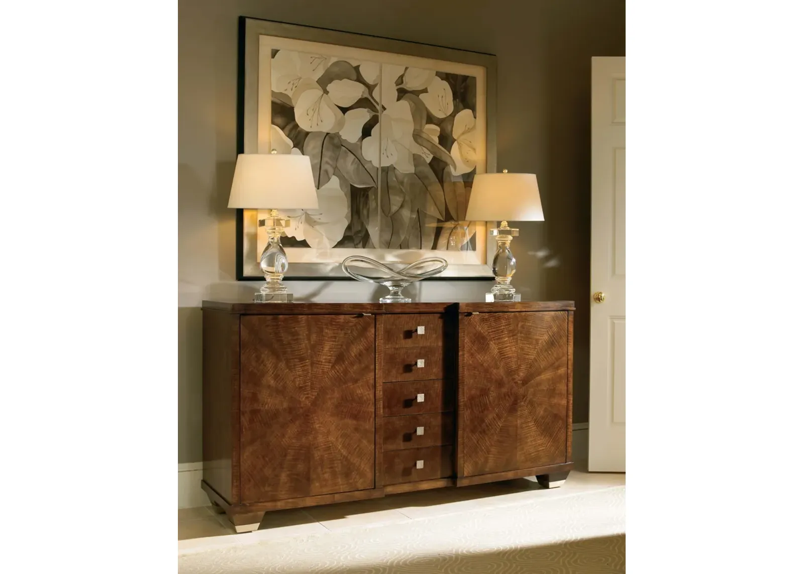 Omni Credenza