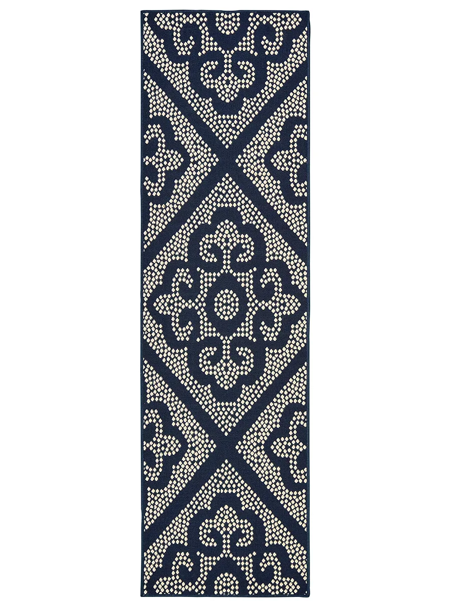 Marina 2'3" x 7'6" Navy Rug