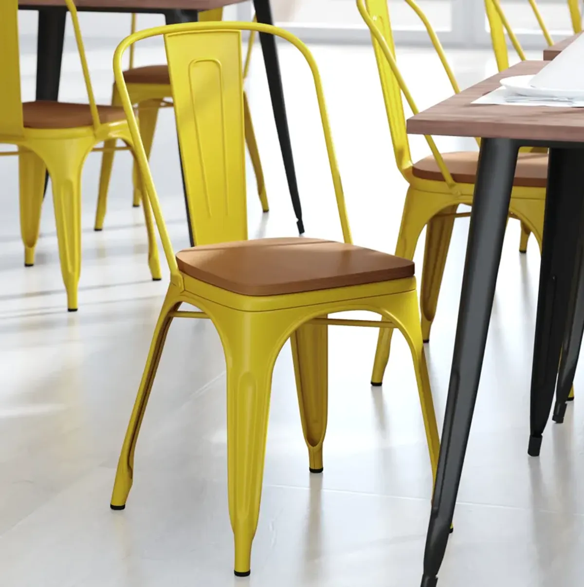 Metal Colorful Restaurant Chairs