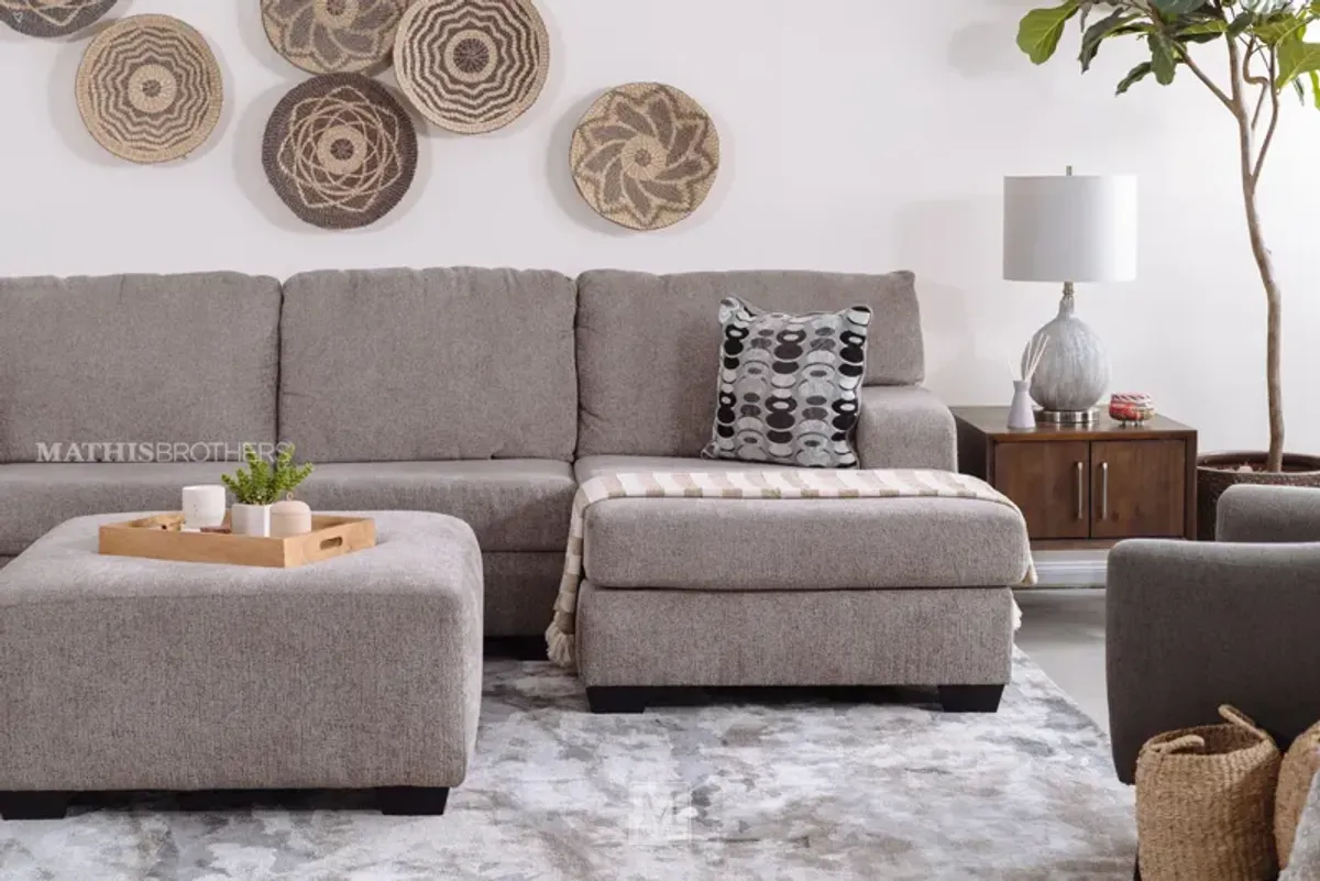Ballinasloe 3-Piece Sectional with Right Arm Facing Chaise