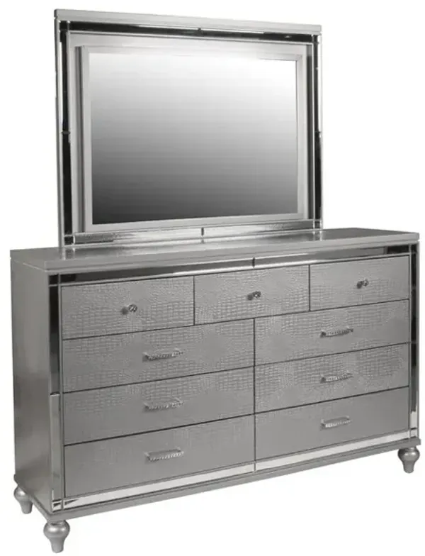 New Classic Furniture Furniture Valentine Solid Wood Dresser with 9 Drawers in Silver