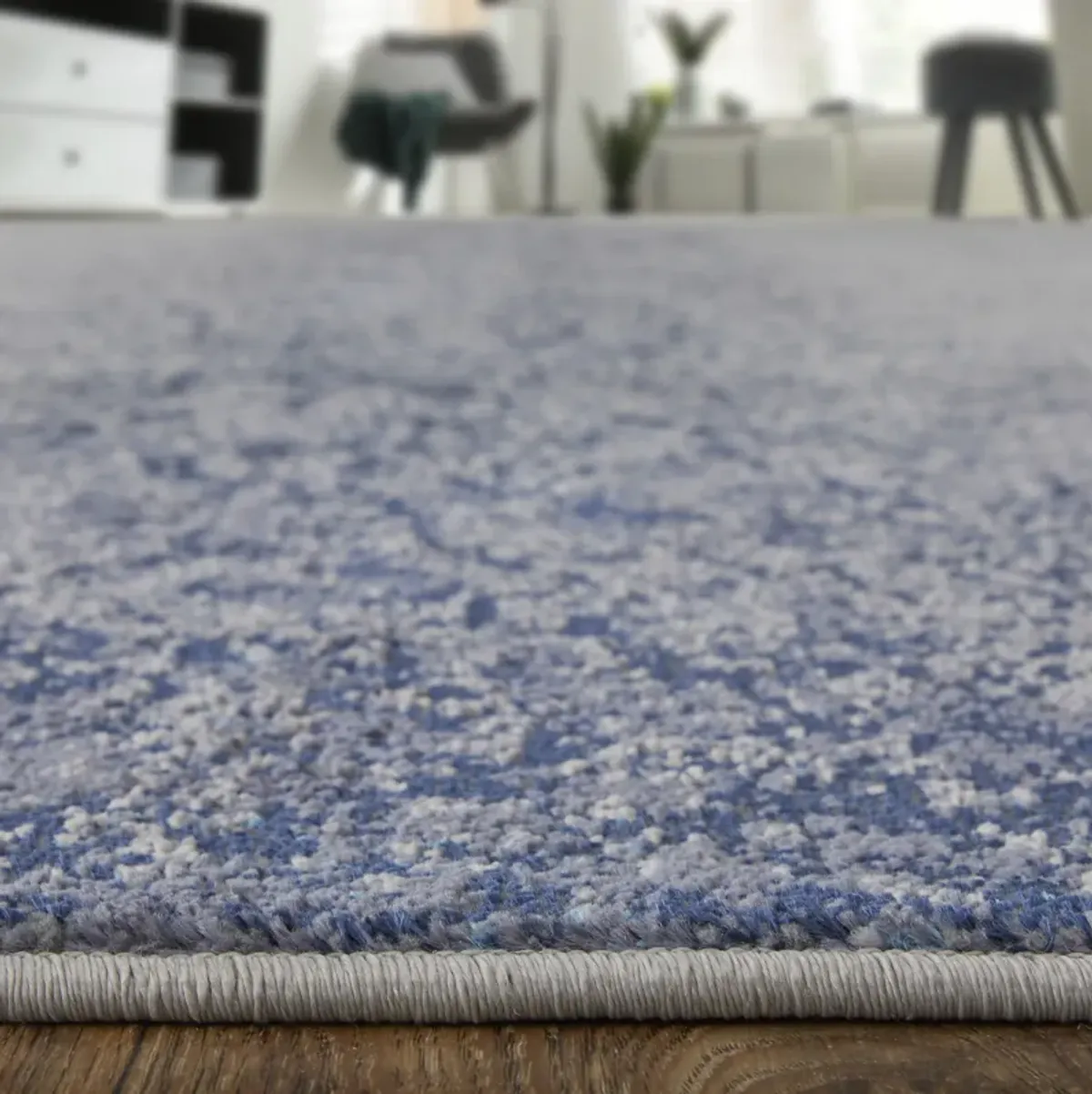 Astra 39L2F Ivory/Blue 5' x 8' Rug