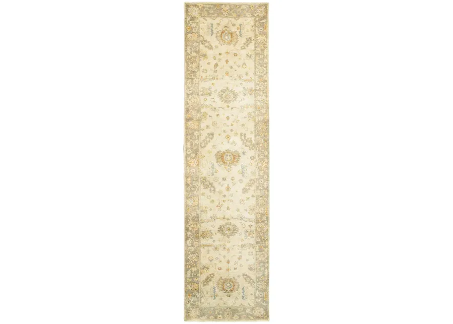 Palace 2'6" x 10' Beige Rug