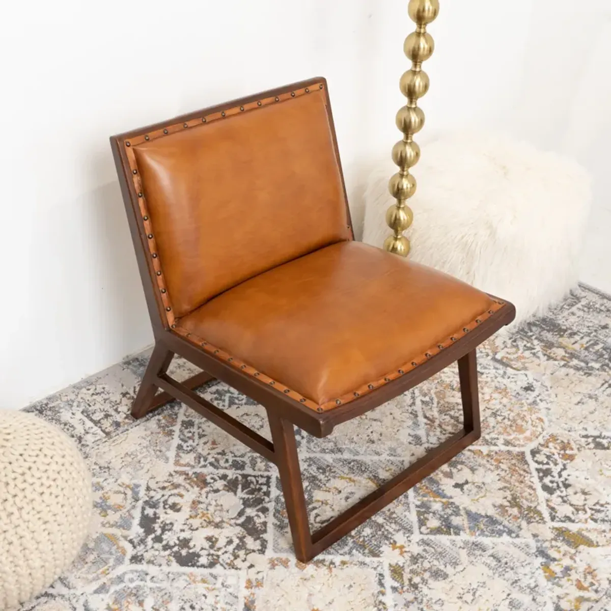 Pohan Leather Lounge Chair - Tan