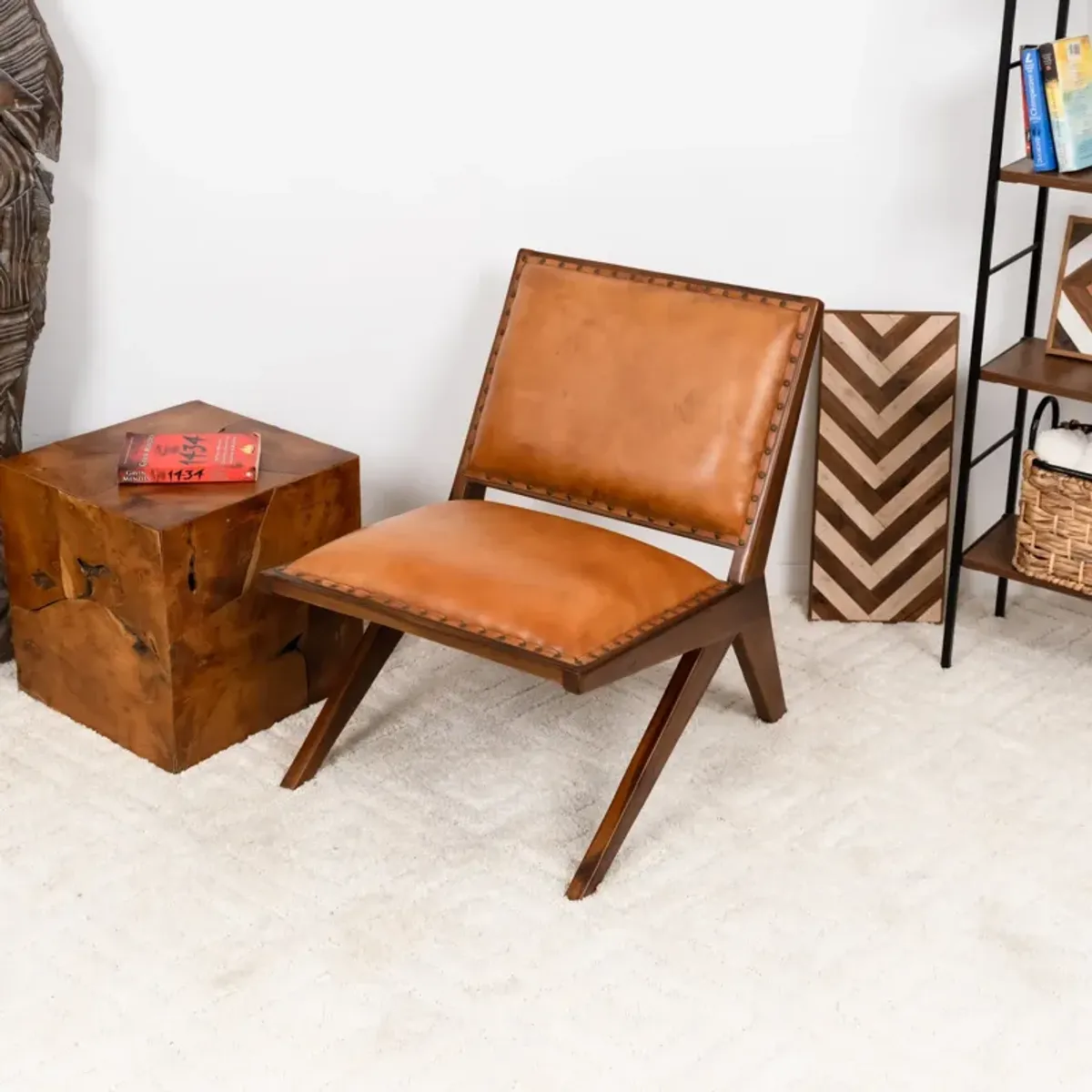 Samaloni Antique Tan Leather Lounge Chair