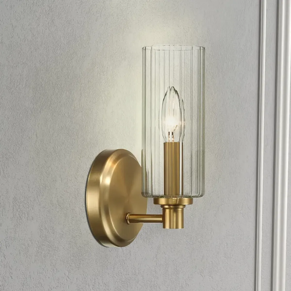 Jardin Single Light Wall Sconce With Clear Ribbed Glass - Satin Brass