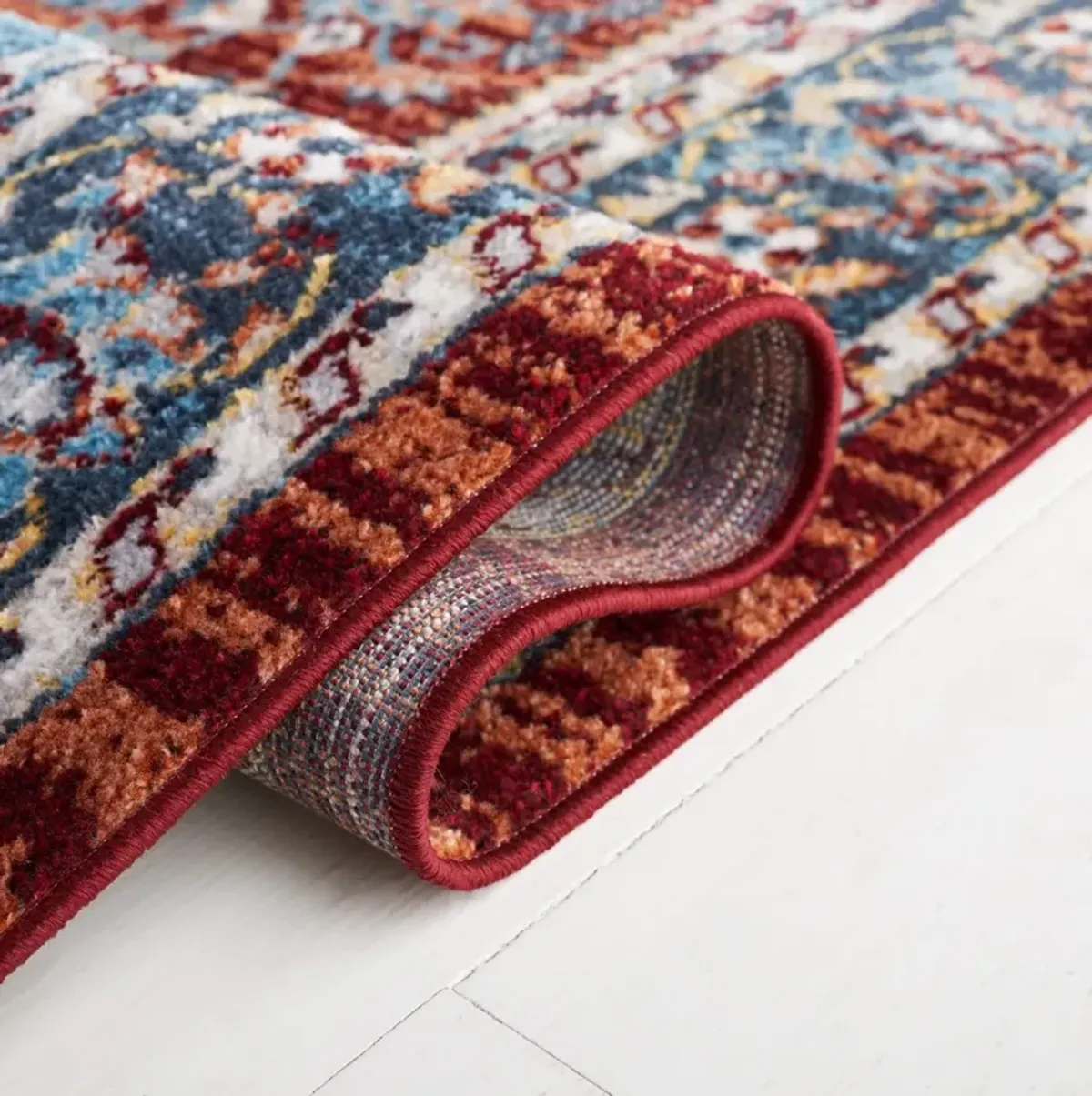 BAYSIDE 110 Red 4' X 6' Small Rectangle Rug