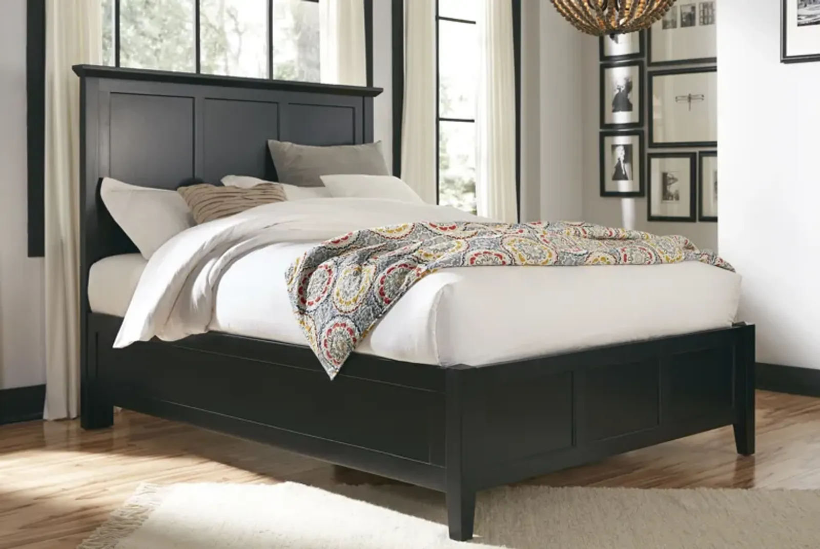 Paragon King-size Panel Bed in Black