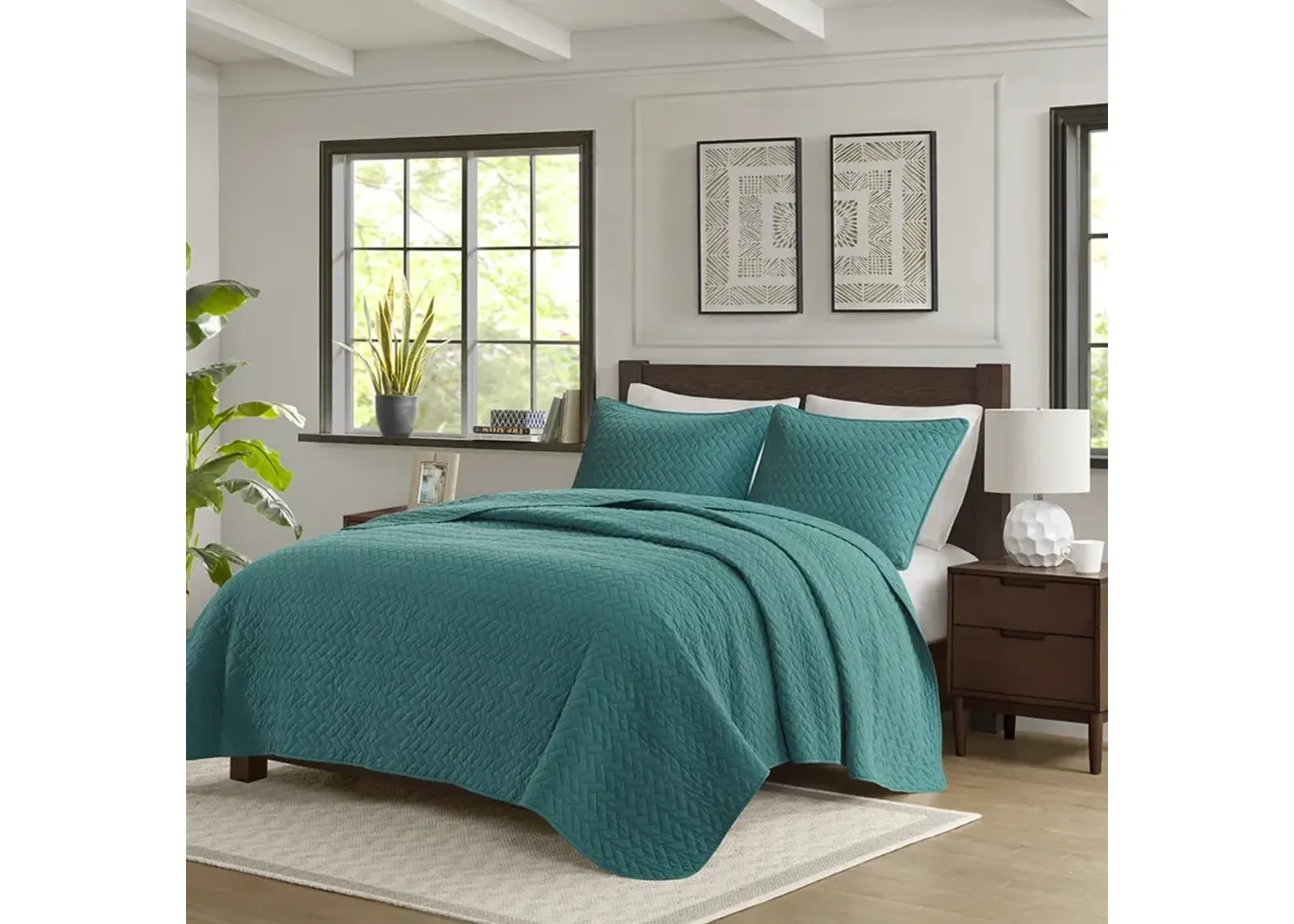 Hampton Hill Velvet Touch Peacock 3 Piece Luxurious Oversized Quilt Set