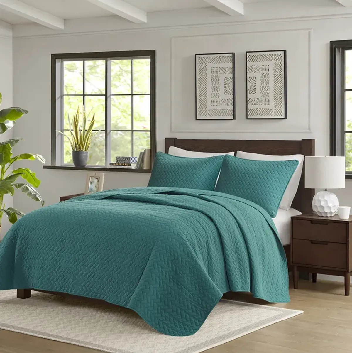 Hampton Hill Velvet Touch Peacock 3 Piece Luxurious Oversized Quilt Set