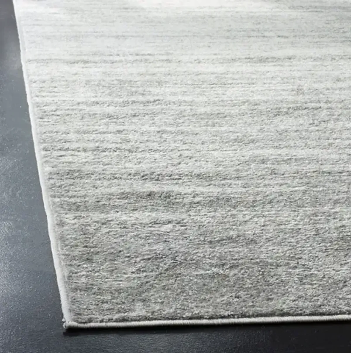 Adirondack Contemporary Ivory / Silver 2'-6" X 22' Powerloomed Rug