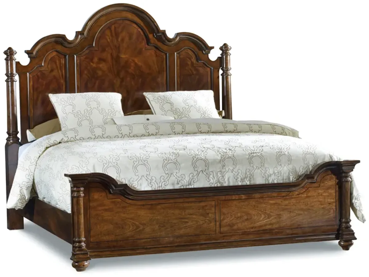 Leesburg California King Poster Bed