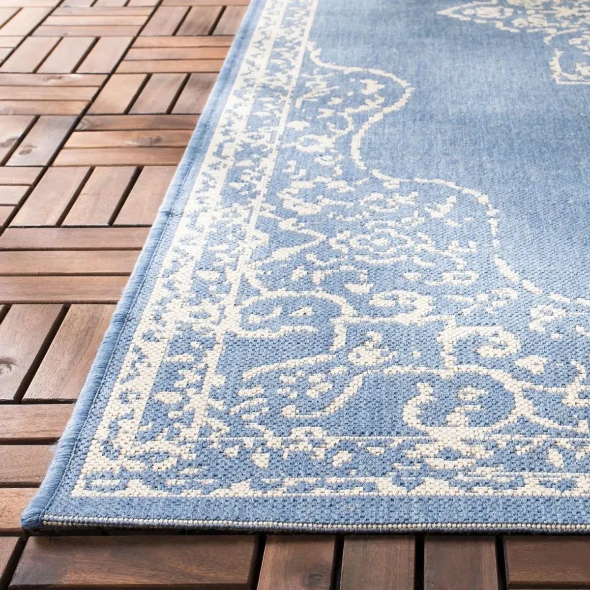 BEACH HOUSE 180 Blue 4' X 4' Square Square Rug