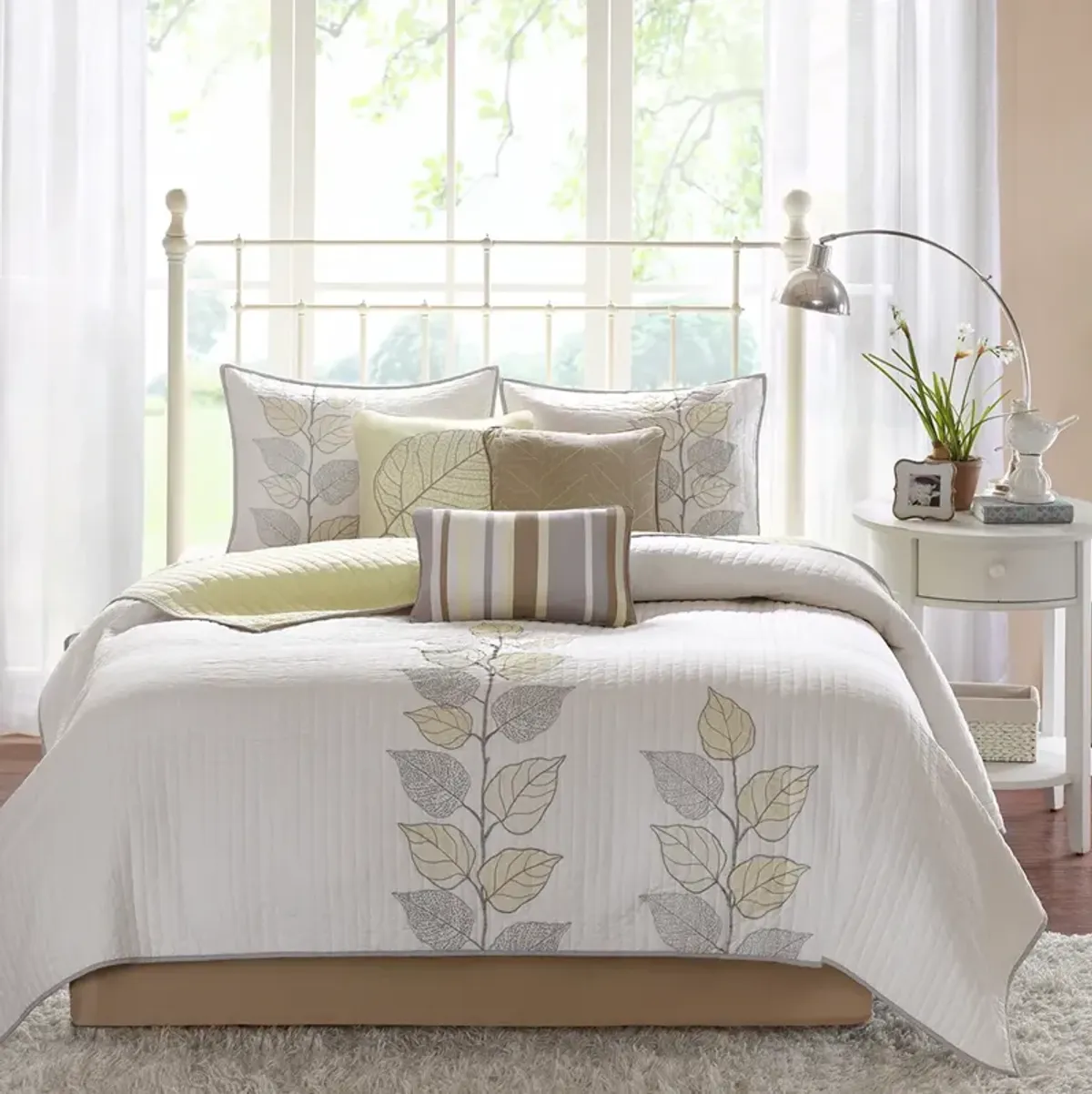 Madison Park Caelie Yellow 6 Piece Embroidered Quilt Set with Throw Pillows