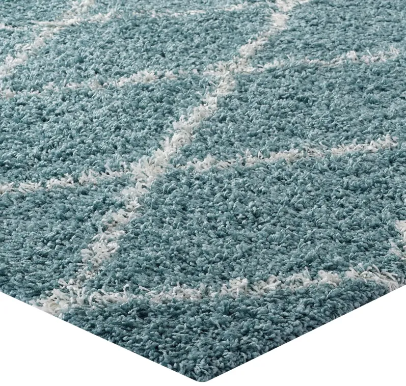 Toryn Diamond Lattice 8x10 Shag Area Rug