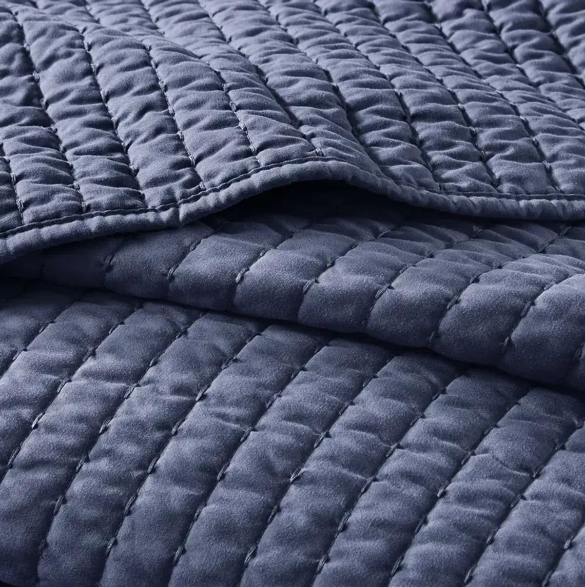 Madison Park Keaton Navy 2 Piece Quilt Set