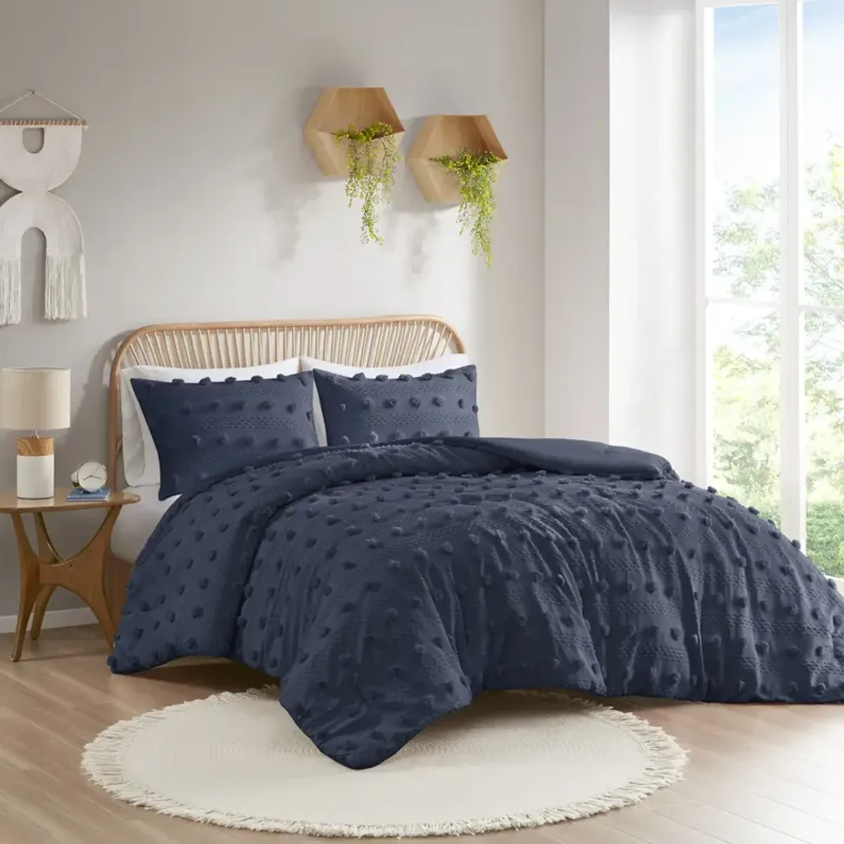 Lucy Clip Jacquard Comforter Set