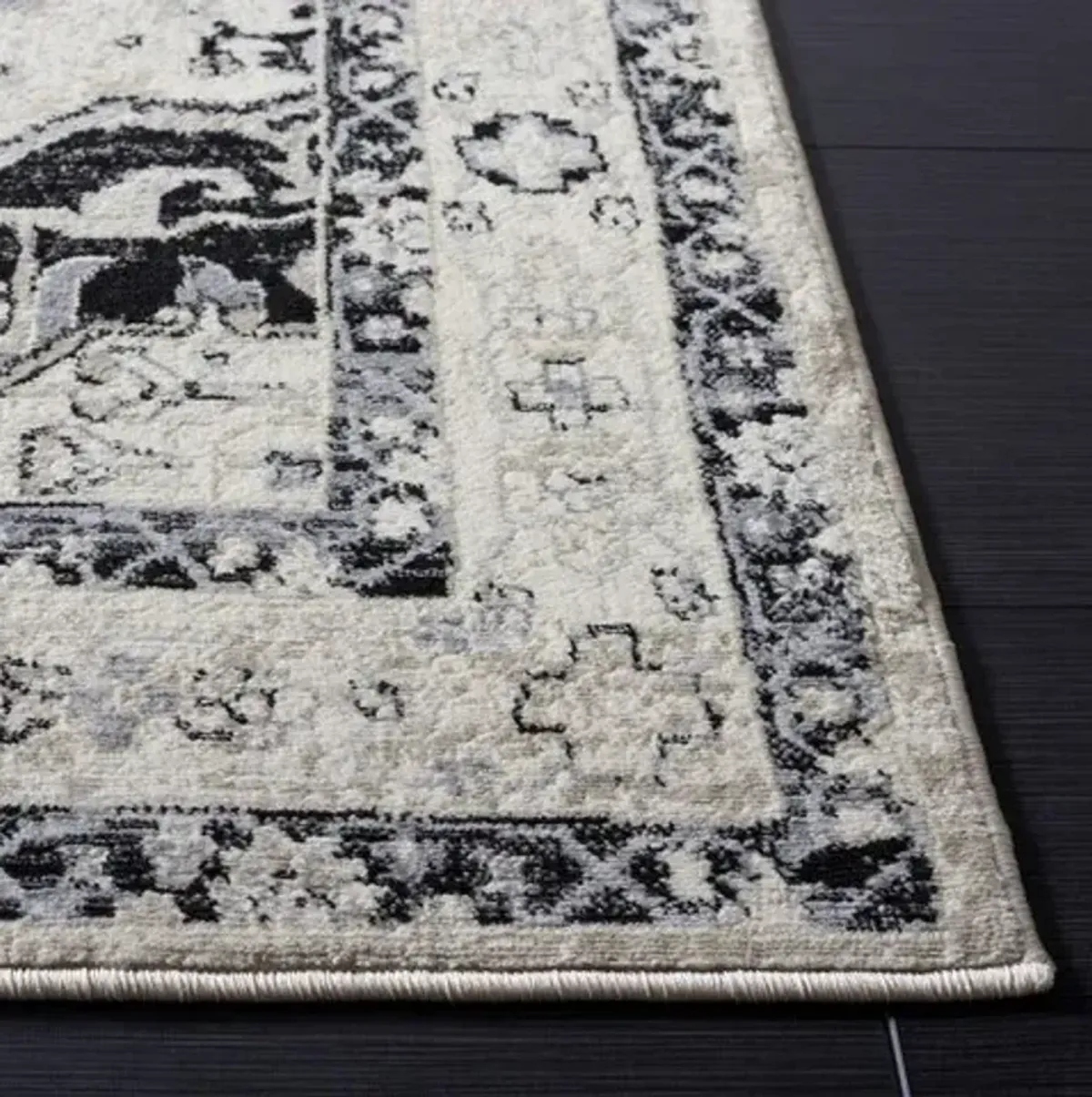 Brentwood 852 Ivory / Black 6'-7" X 6'-7" Square Square Powerloomed Rug