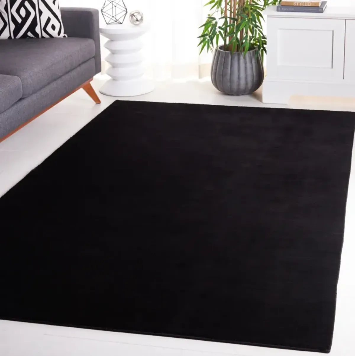 FAUX RABBIT FUR 100 BLACK 6' x 9' Medium Rectangle Rug