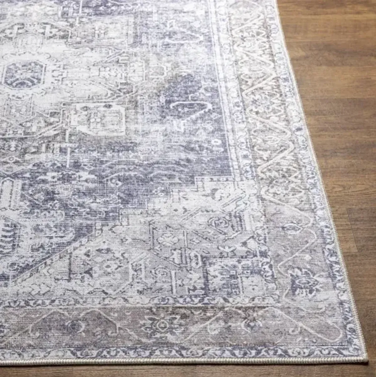 Amelie AML-2360 2'7" x 14' Rug