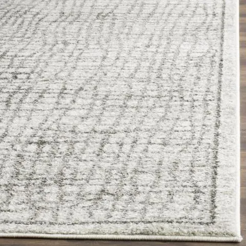 Adirondack Contemporary Silver / Ivory 4' X 6' Powerloomed Rug