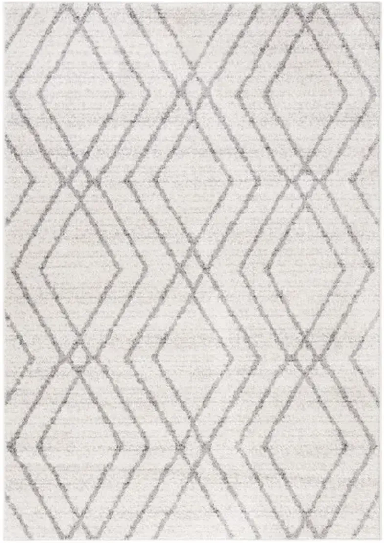 Adirondack Contemporary Ivory / Grey 4' X 6' Powerloomed Rug