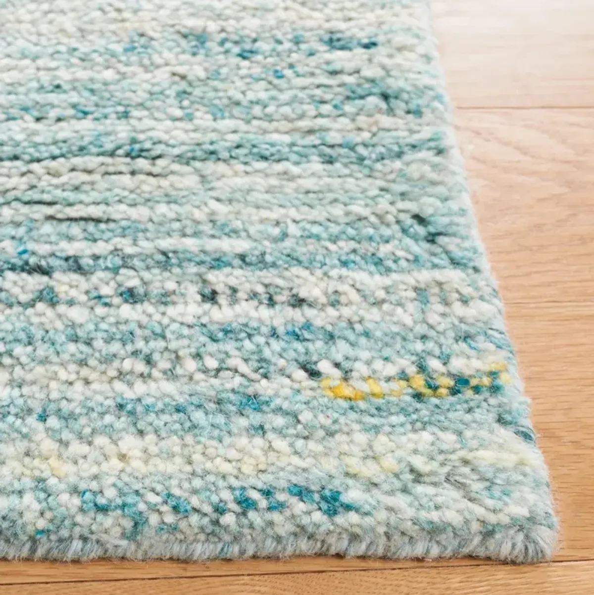 CASABLANCA 792 TURQUOISE  2'-3' x 11' Runner Rug