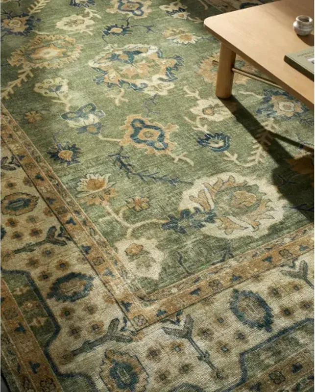 Hillcrest 5'6" x 8'6" Rug