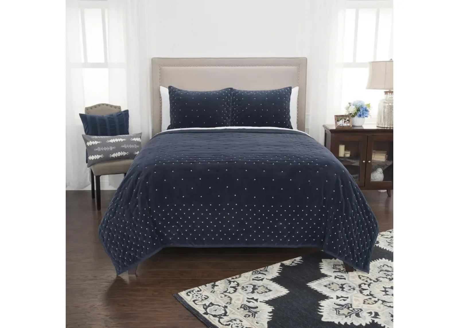 Giovanna- Indigo King Geometric Taupe Quilt